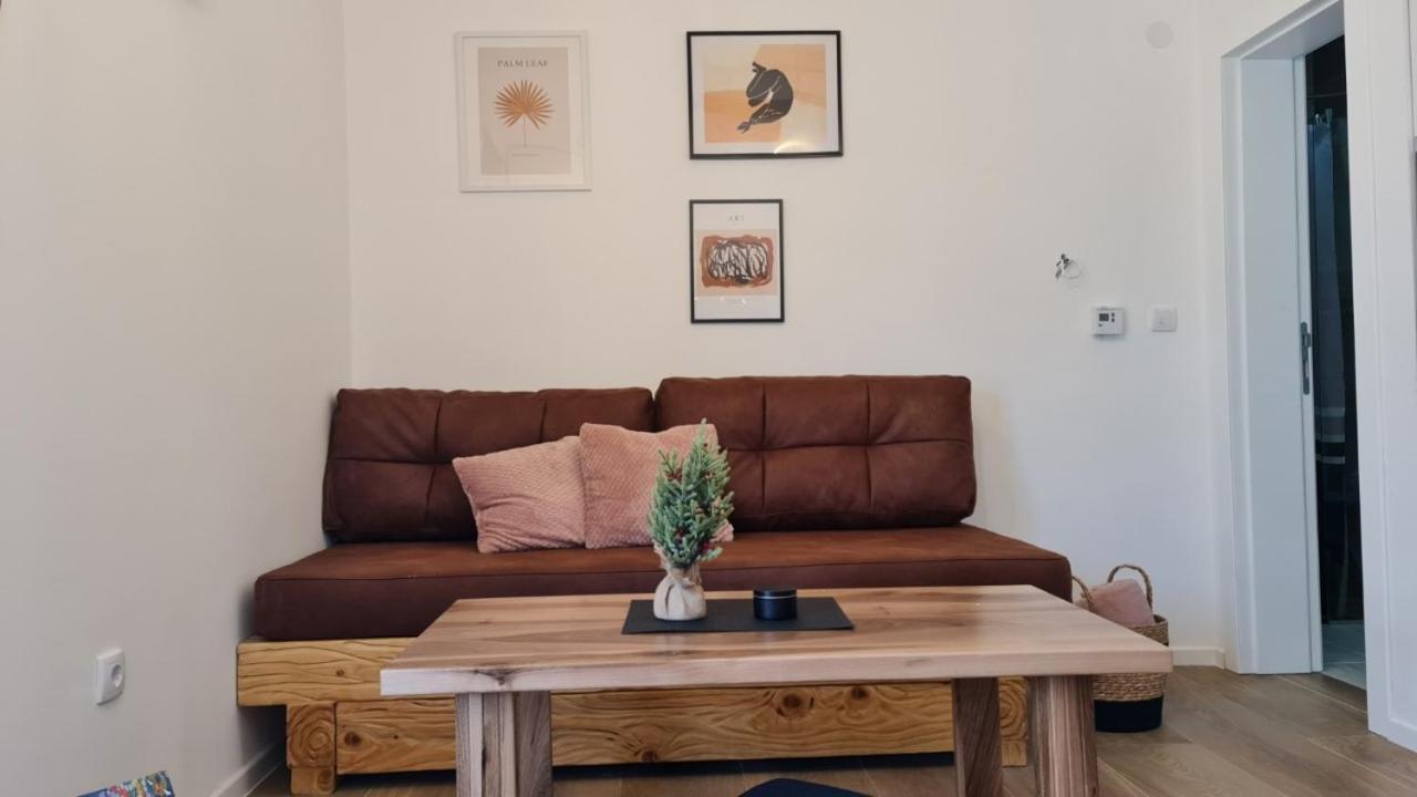 Wood Apartmani - Vila Zimska Idila Jahorina Buitenkant foto